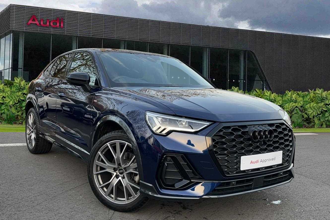 Main listing image - Audi Q3