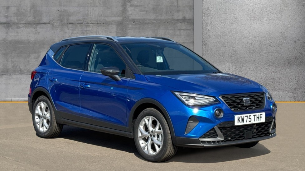 Main listing image - SEAT Arona