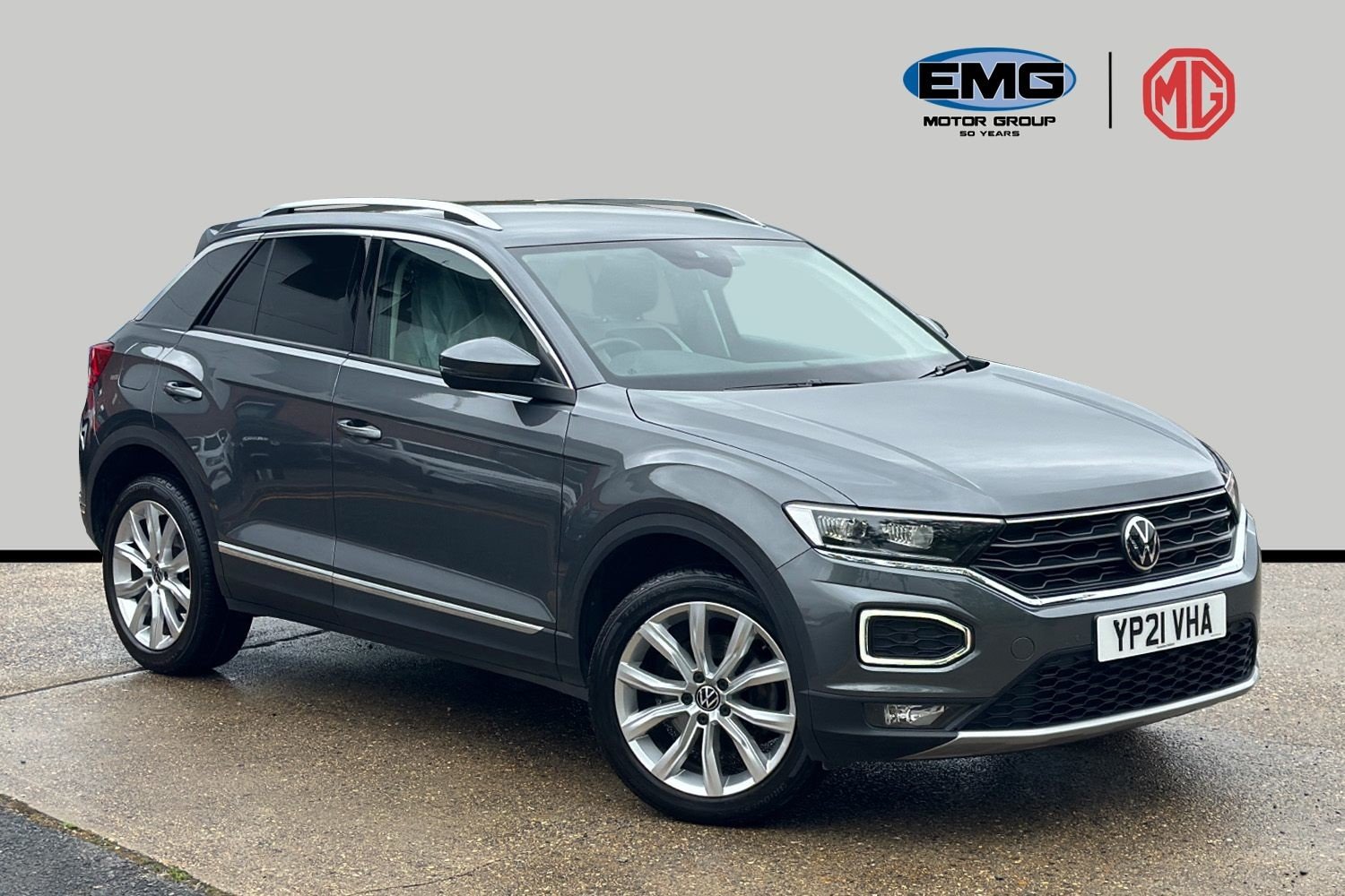 Main listing image - Volkswagen T-Roc