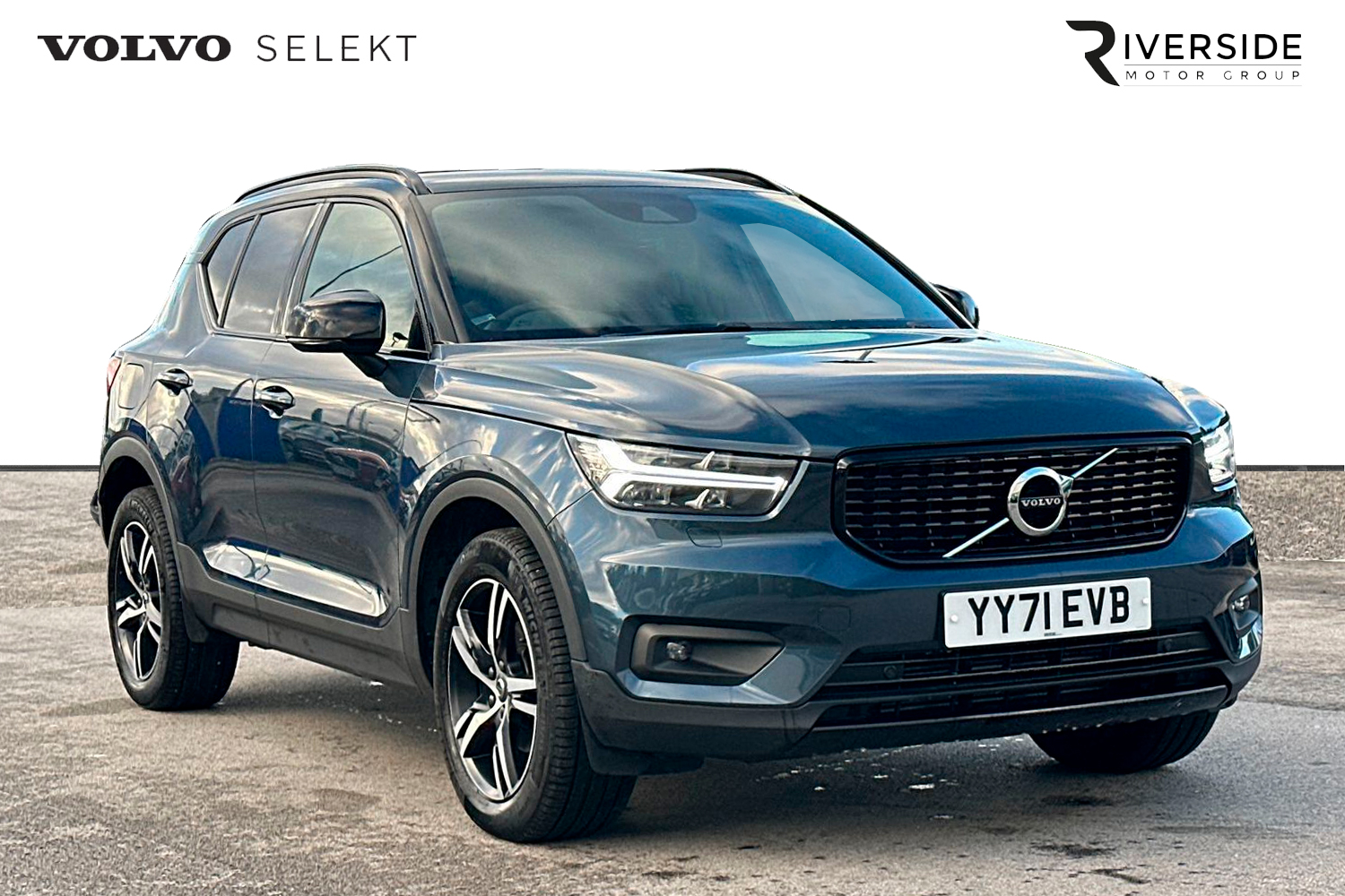 Main listing image - Volvo XC40