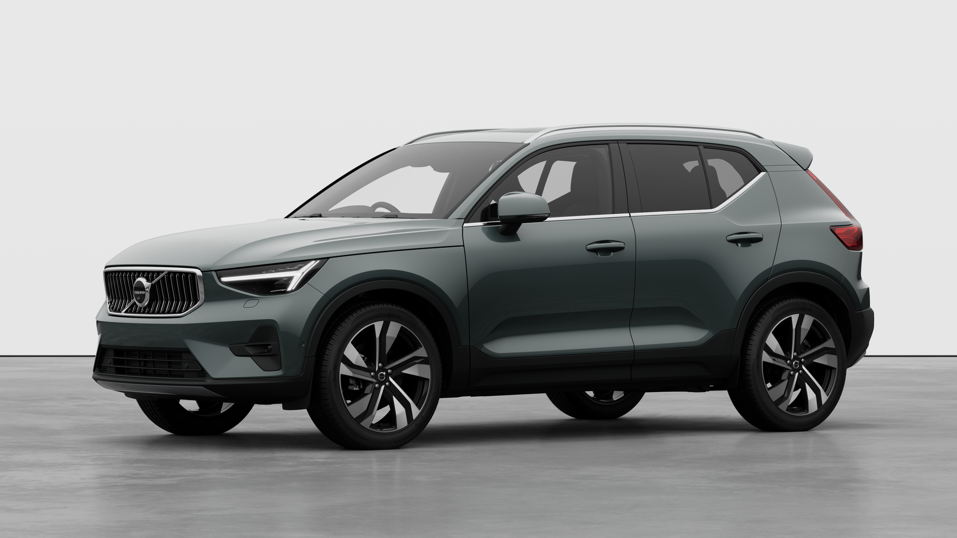 Main listing image - Volvo XC40