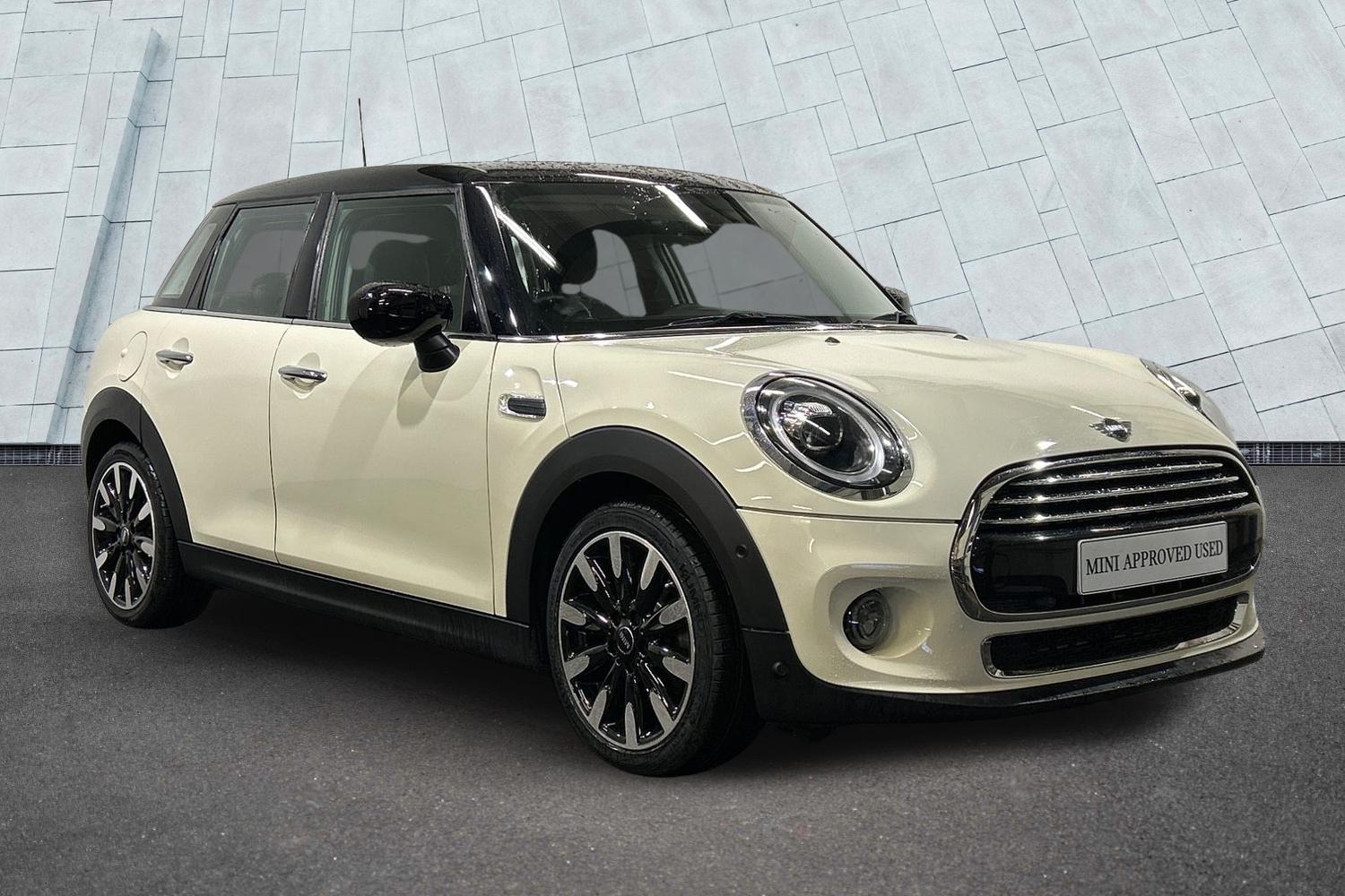 Main listing image - MINI Hatchback 5dr