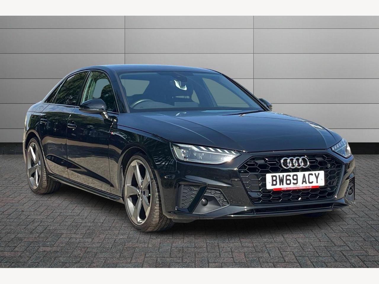 Main listing image - Audi A4