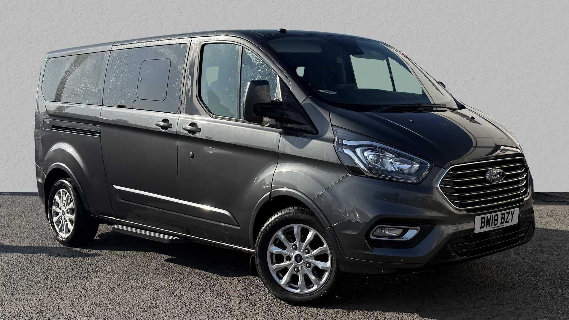 Main listing image - Ford Tourneo Custom