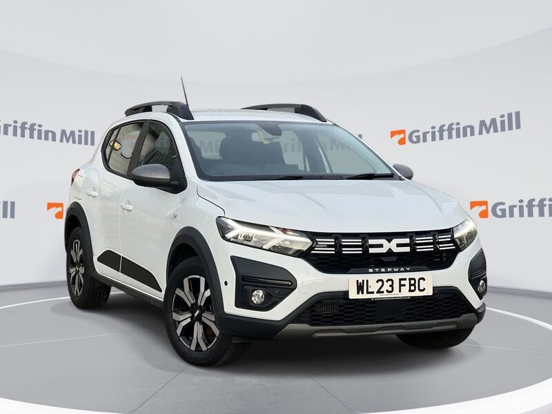 Main listing image - Dacia Sandero Stepway