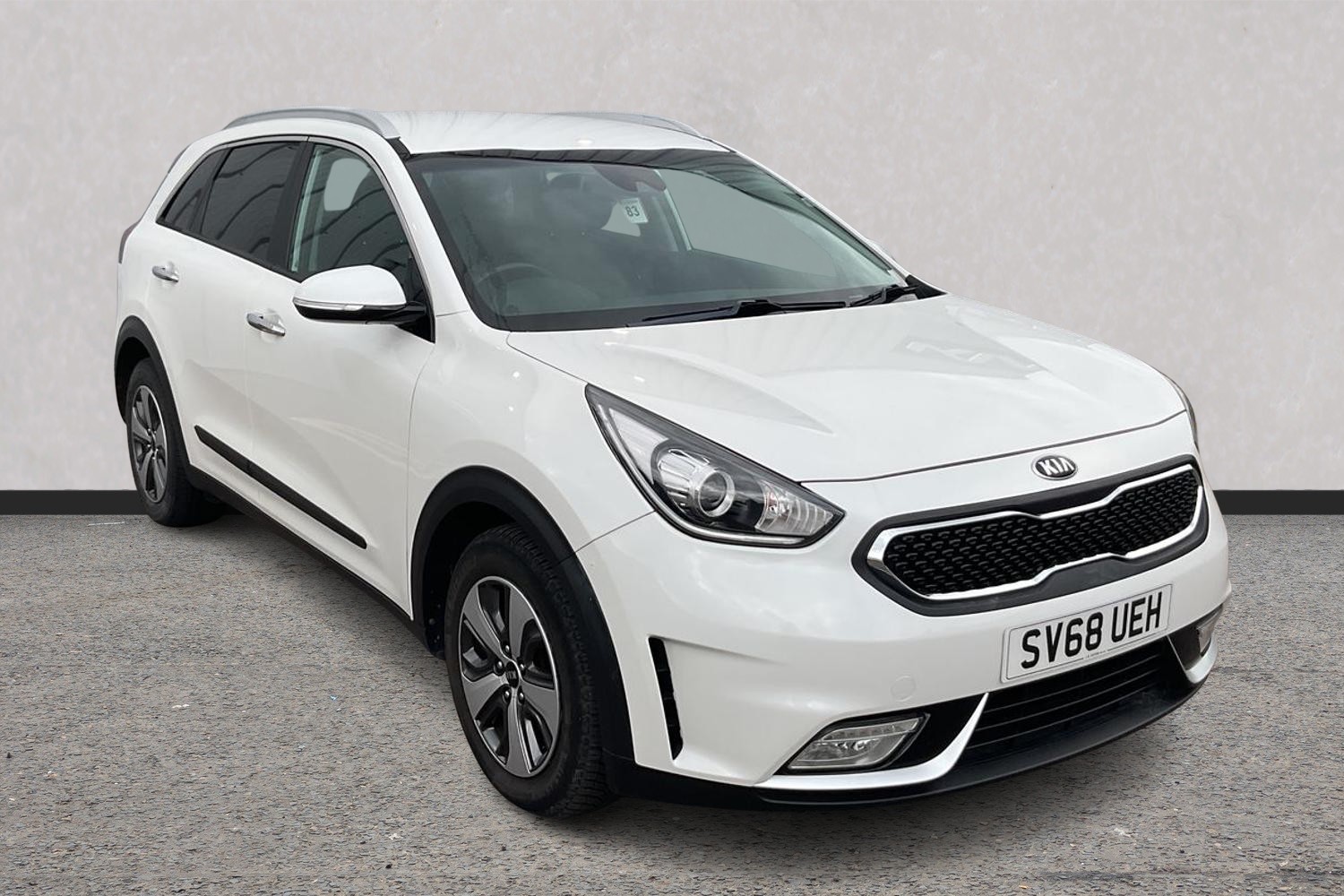 Main listing image - Kia Niro