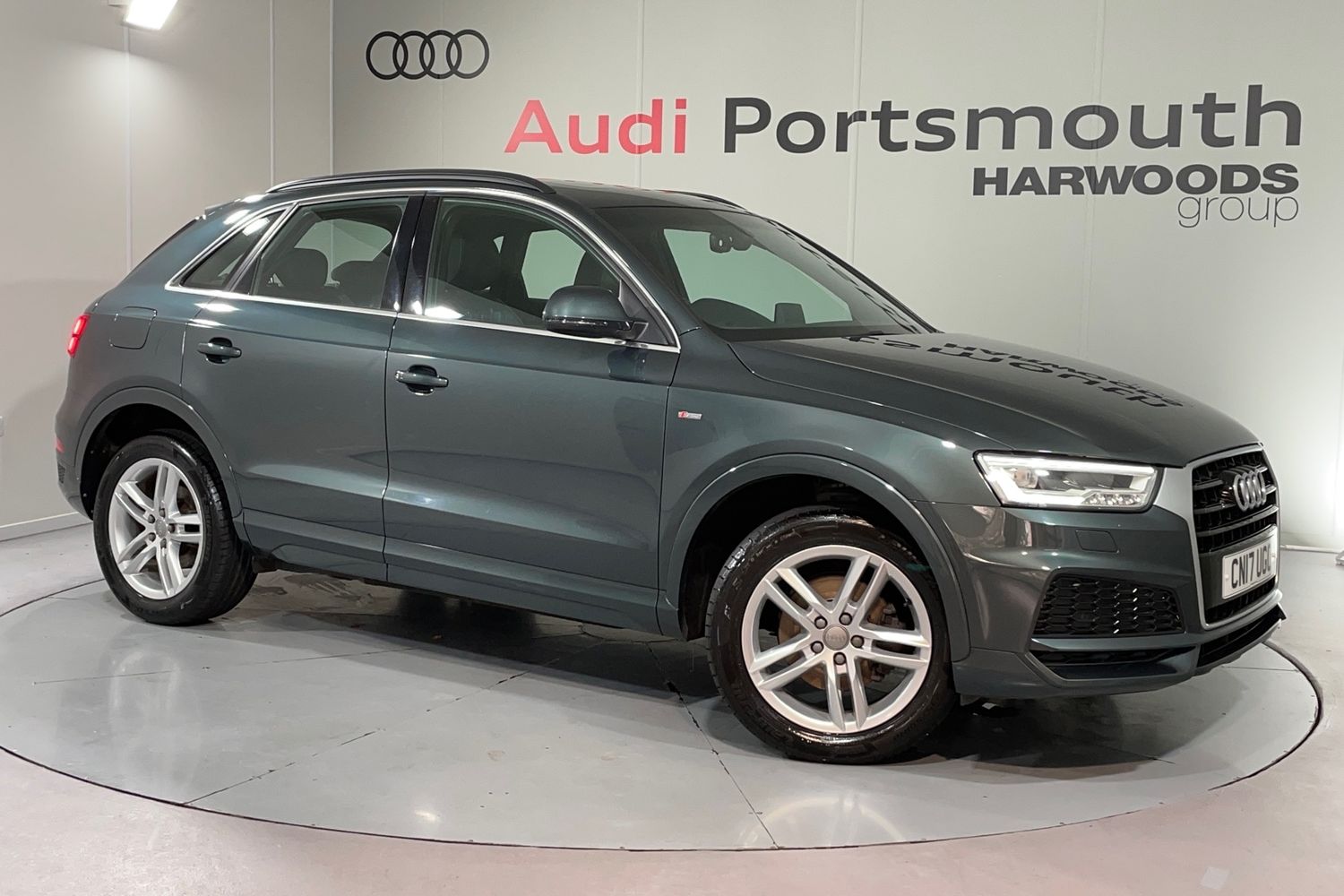 Main listing image - Audi Q3