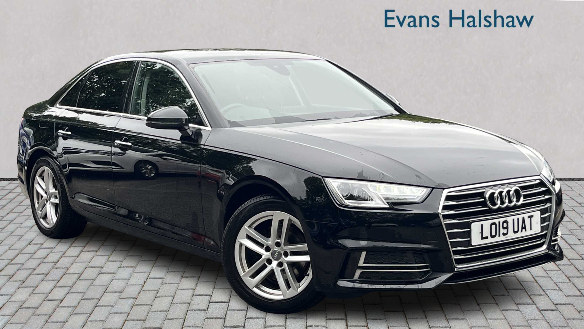 Main listing image - Audi A4