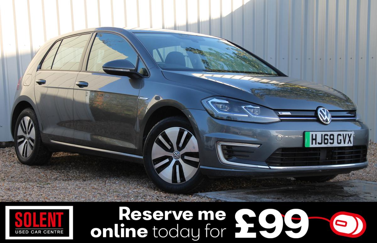 Main listing image - Volkswagen Golf