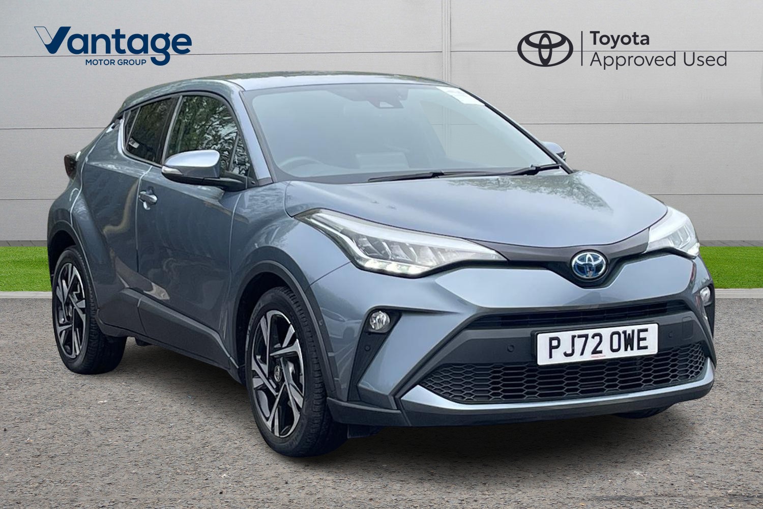 Main listing image - Toyota C-HR
