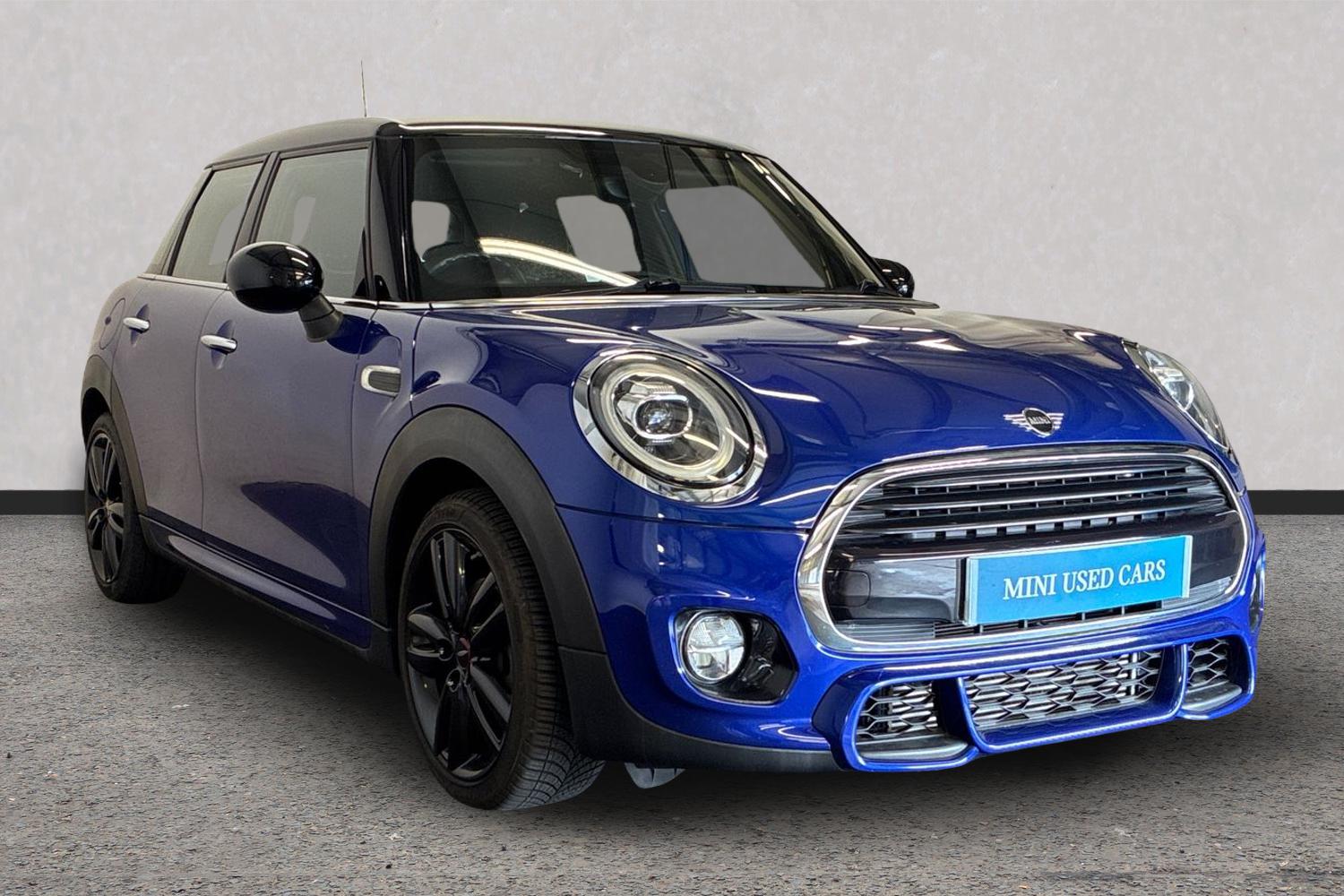 Main listing image - MINI Hatchback