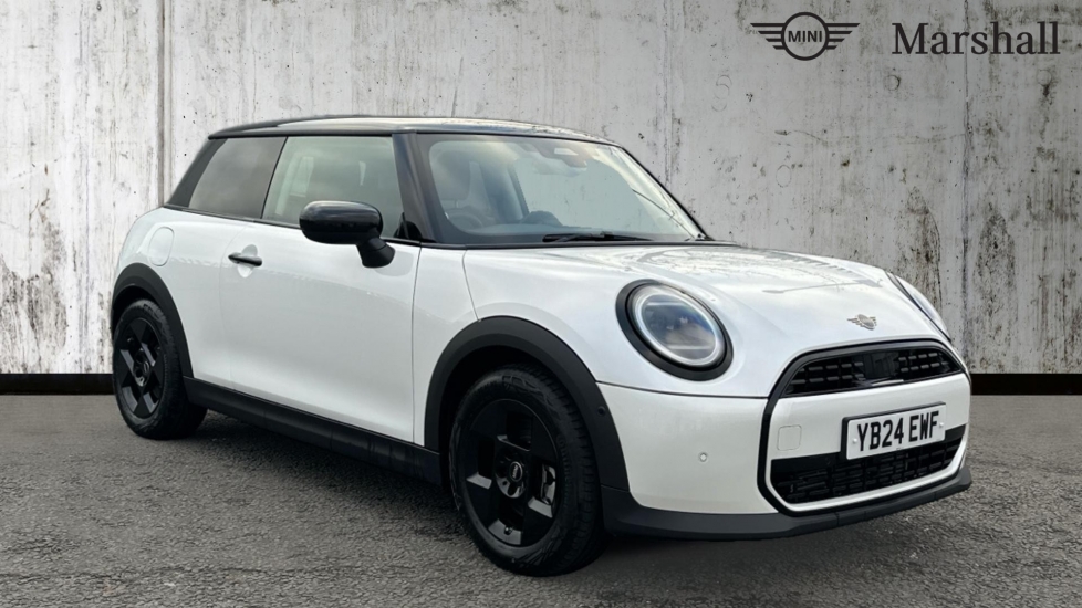 Main listing image - MINI Hatchback