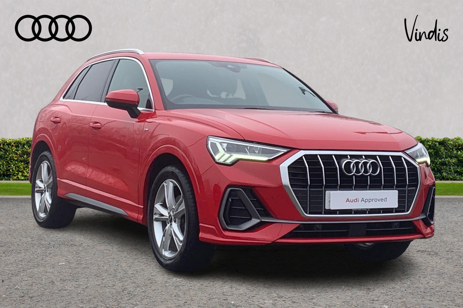 Main listing image - Audi Q3