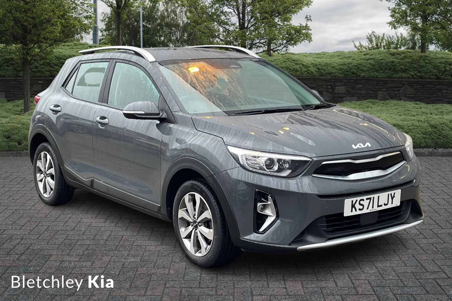 Main listing image - Kia Stonic