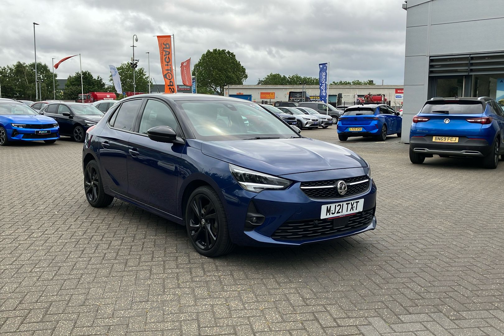 Main listing image - Vauxhall Corsa