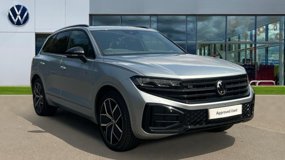 Main listing image - Volkswagen Touareg