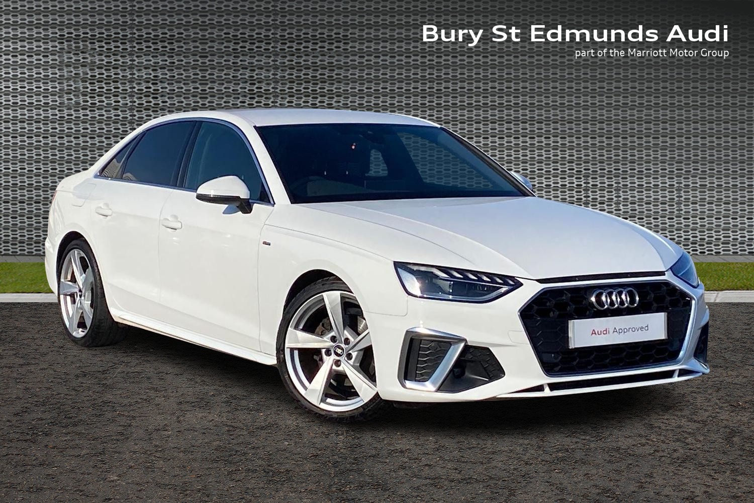 Main listing image - Audi A4