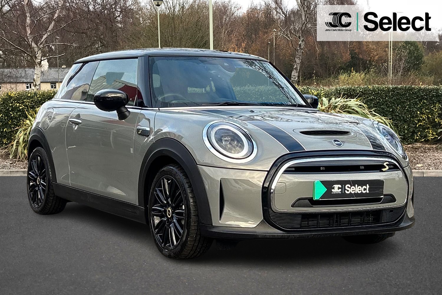 Main listing image - MINI Electric