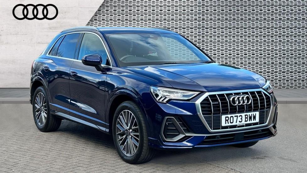 Main listing image - Audi Q3