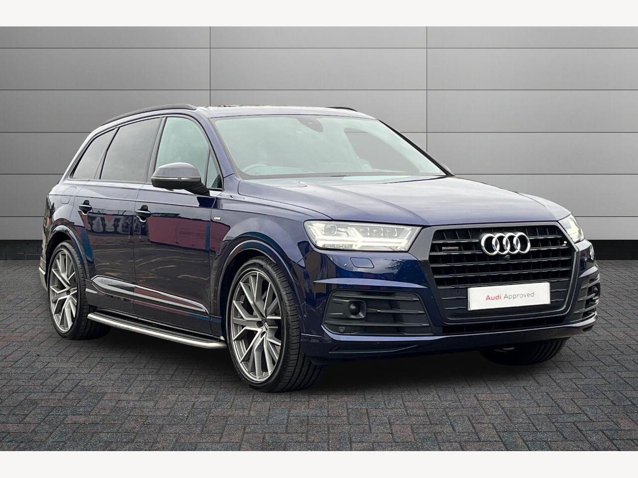 Main listing image - Audi Q7