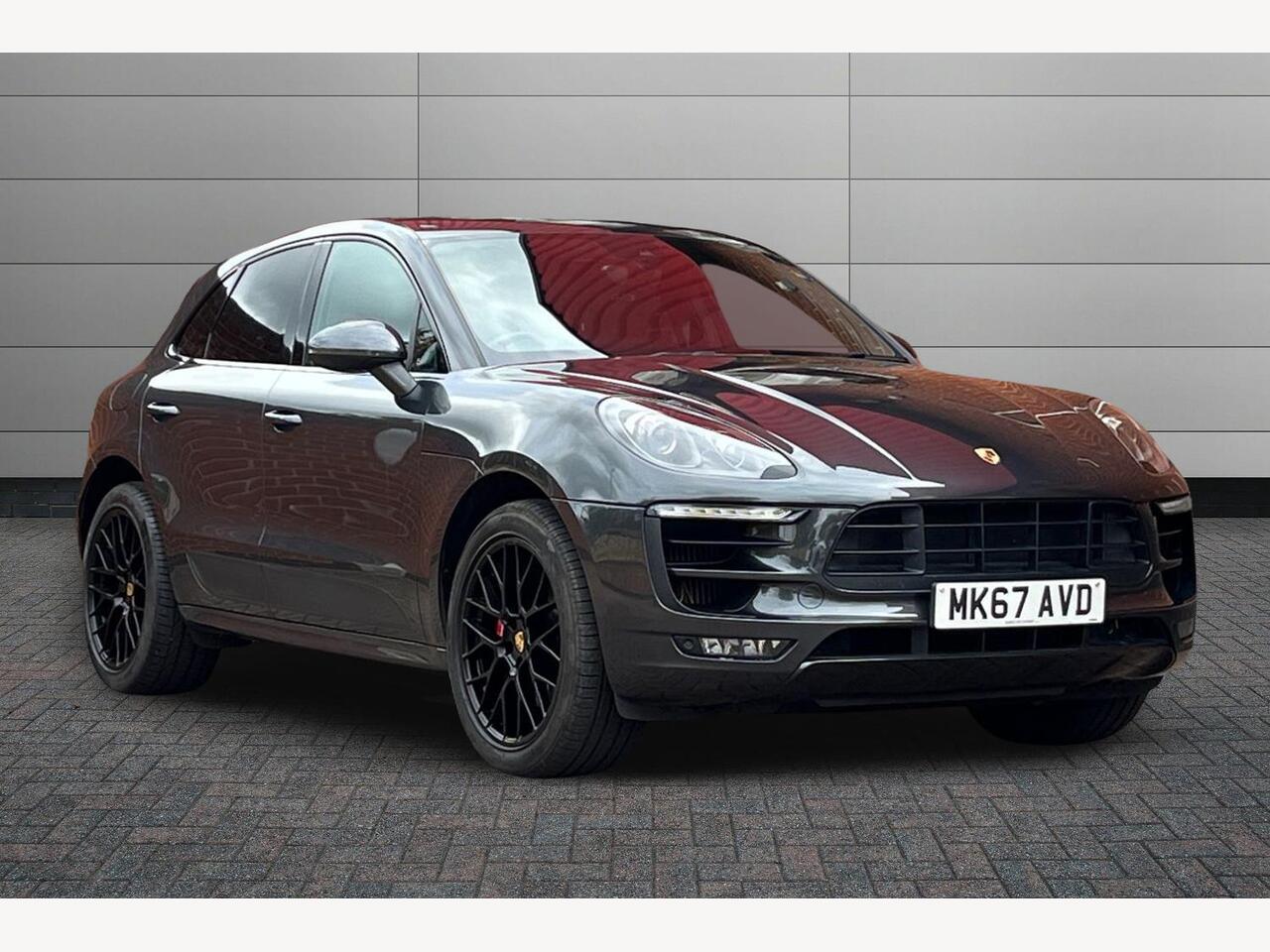 Main listing image - Porsche Macan