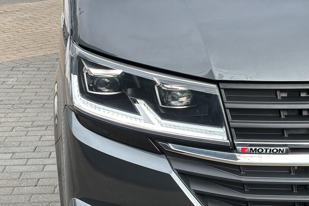 Main listing image - Volkswagen Transporter