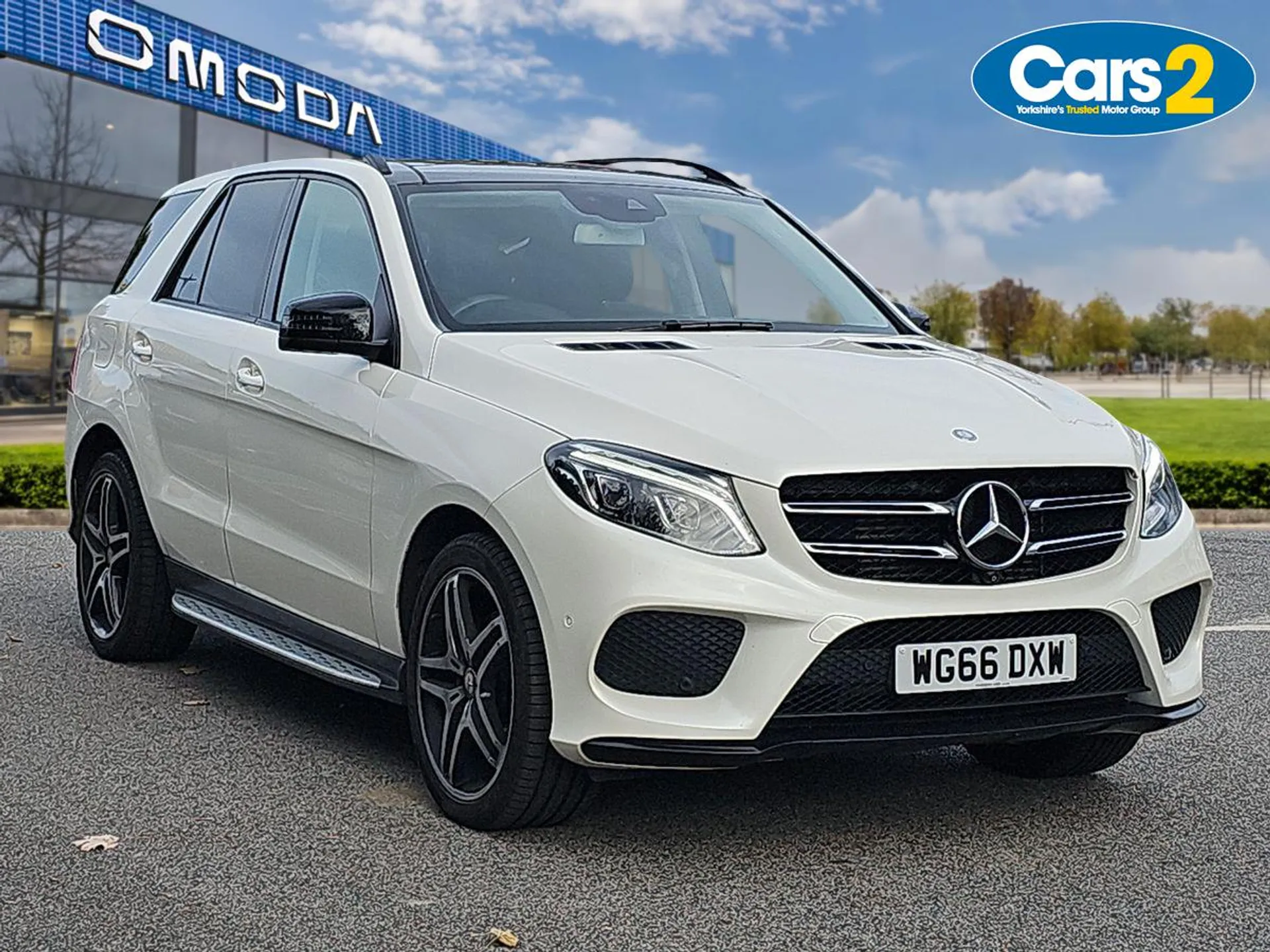 Main listing image - Mercedes-Benz GLE