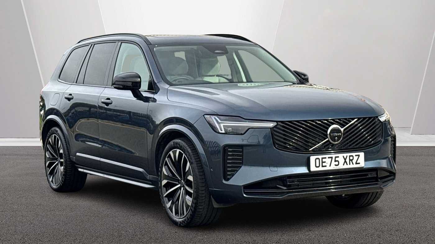 Main listing image - Volvo XC90