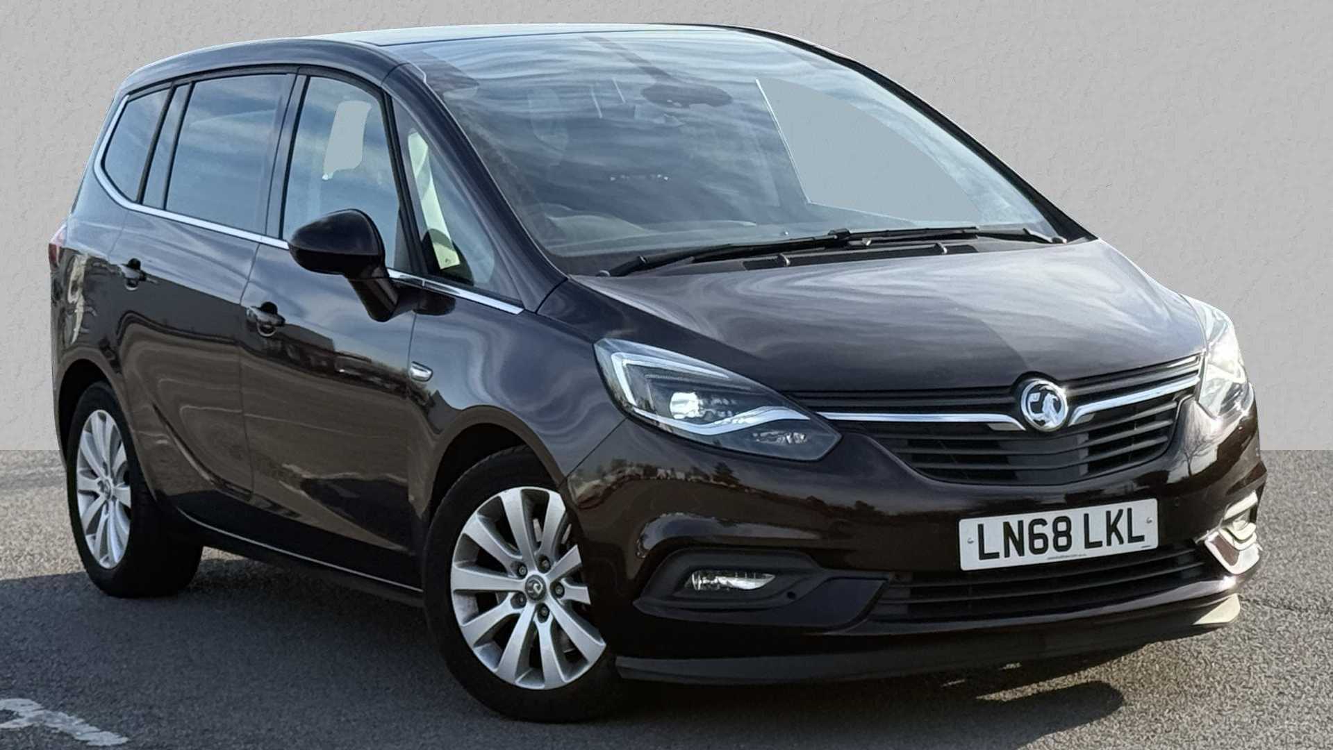 Main listing image - Vauxhall Zafira