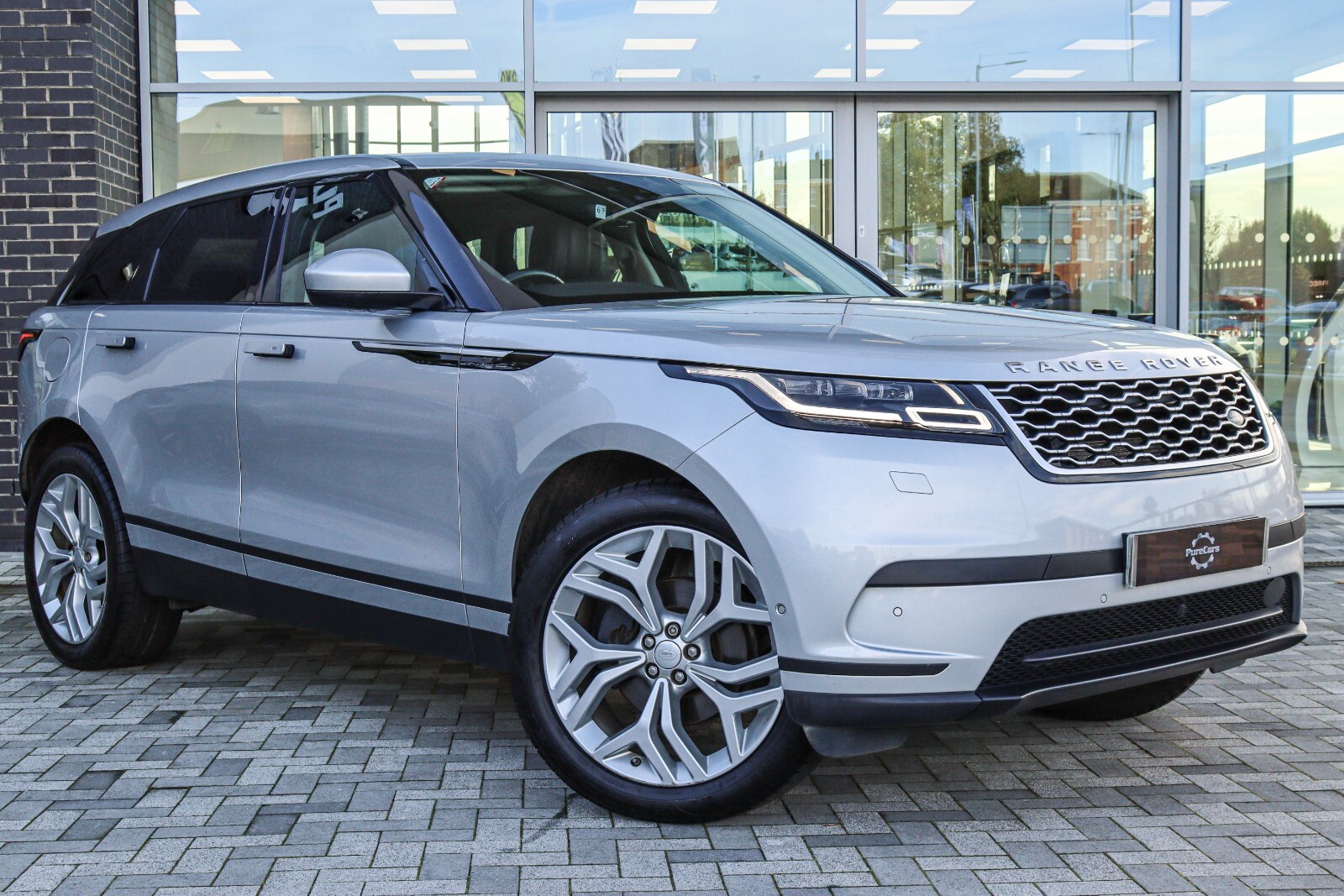 Main listing image - Land Rover Range Rover Velar