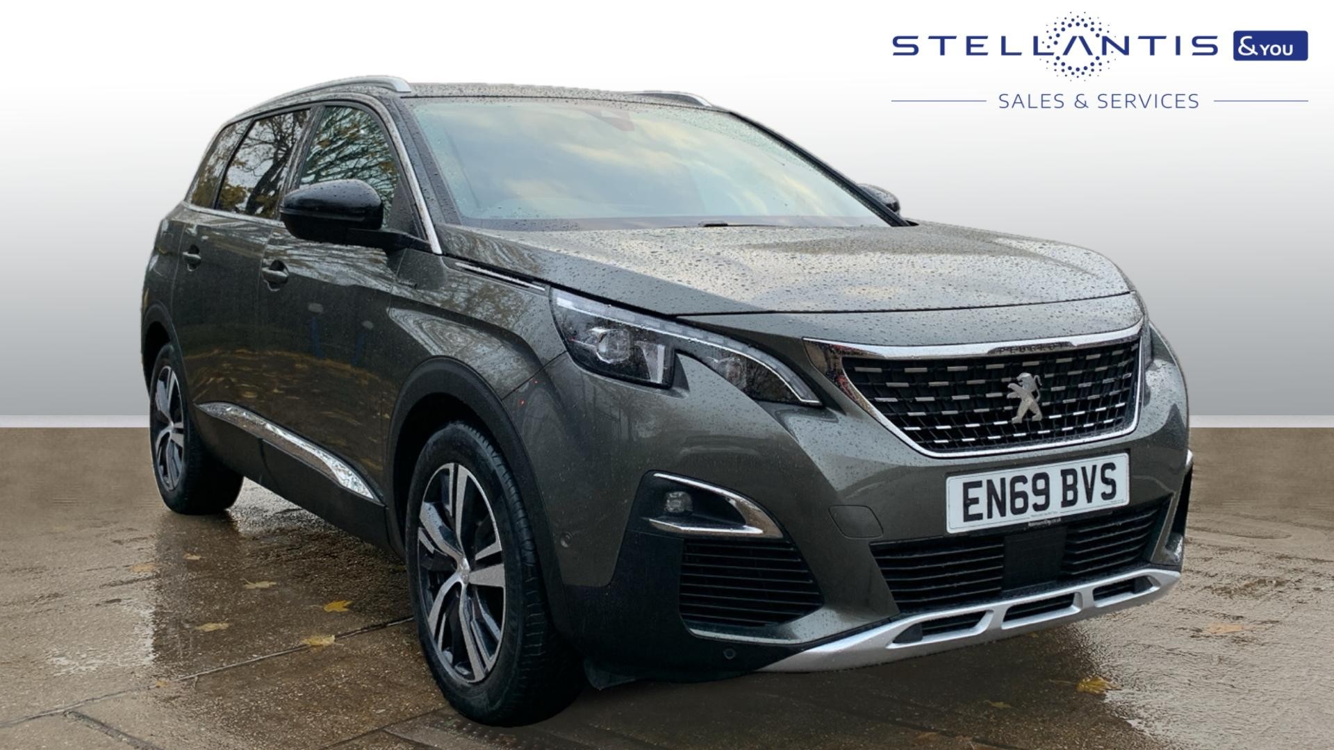 Main listing image - Peugeot 5008