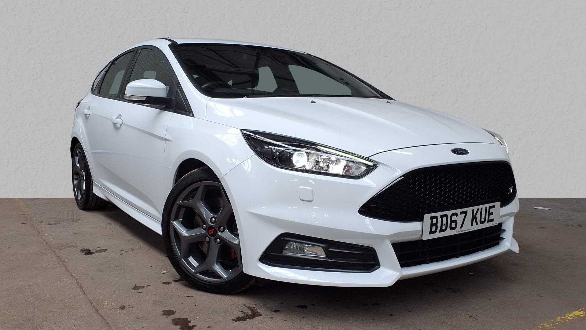 Main listing image - Ford Focus ST