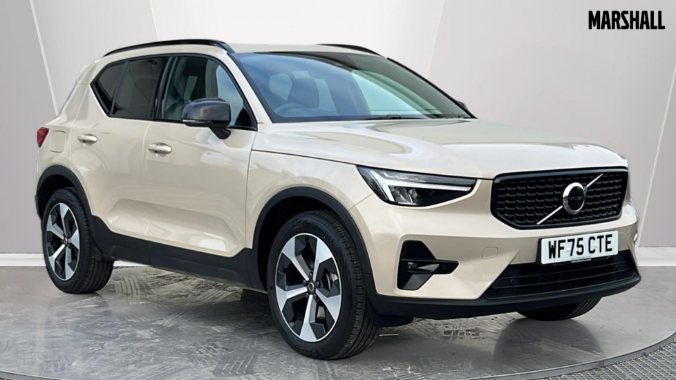 Main listing image - Volvo XC40