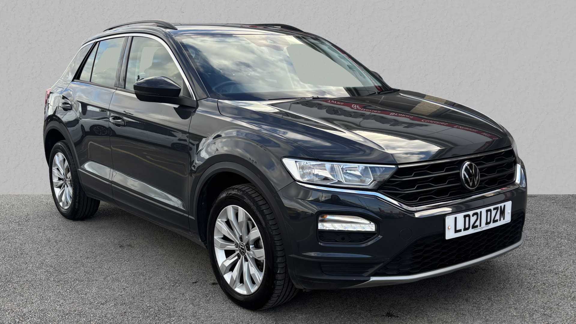 Main listing image - Volkswagen T-Roc