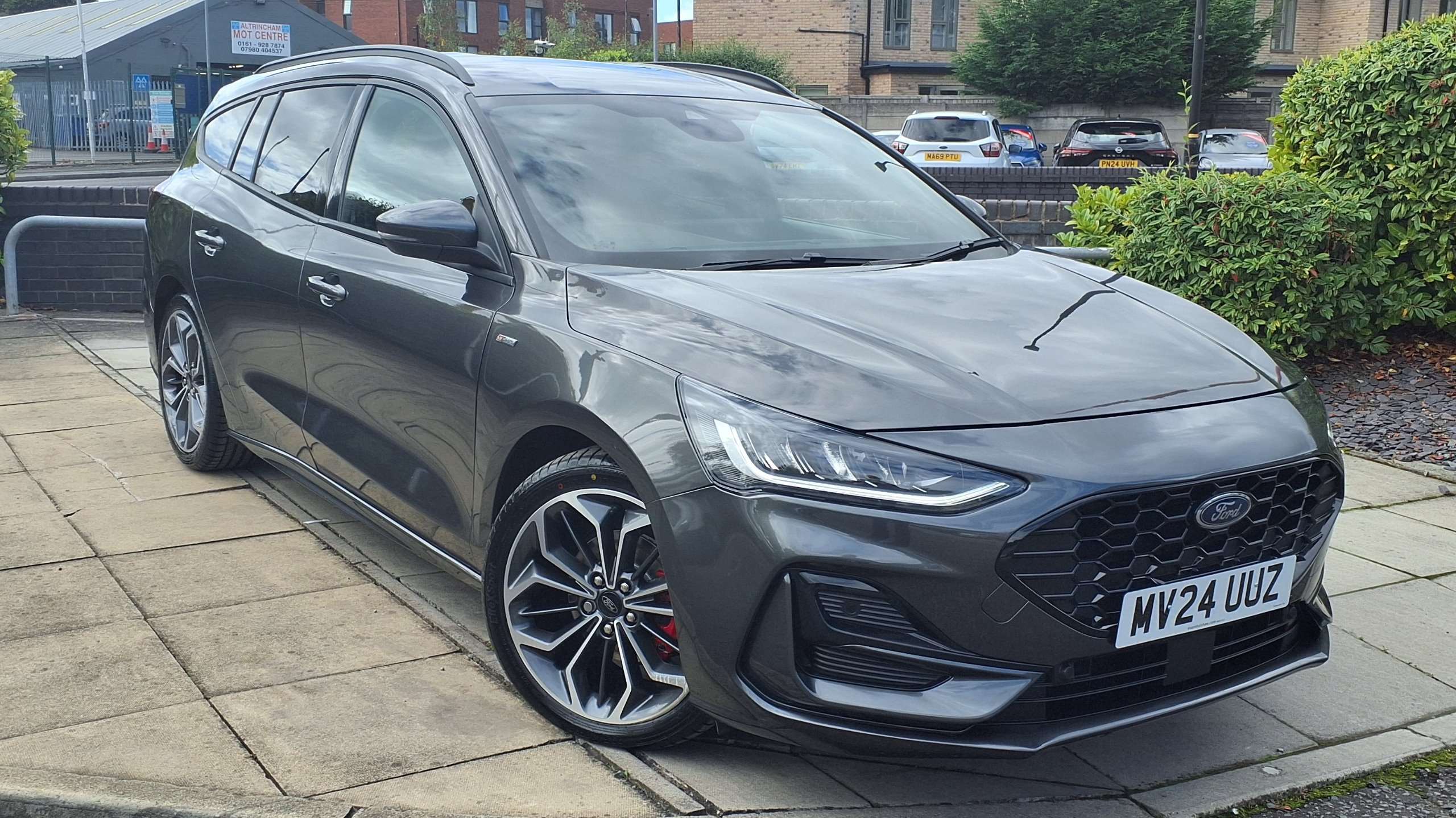 Main listing image - Ford Focus Estate