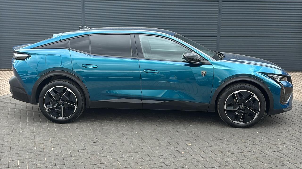 Main listing image - Peugeot 408