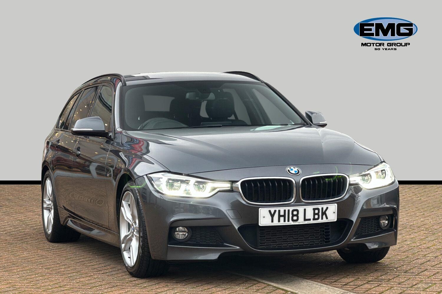 Main listing image - BMW 3 Series Touring