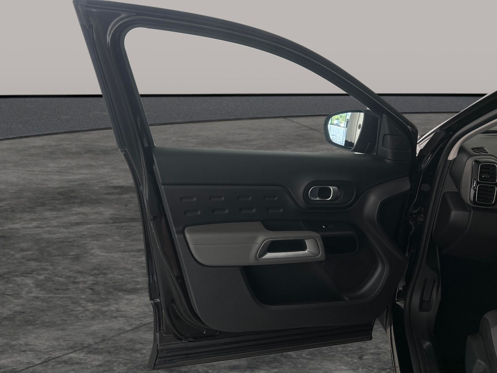 Main listing image - Citroen C5 Aircross