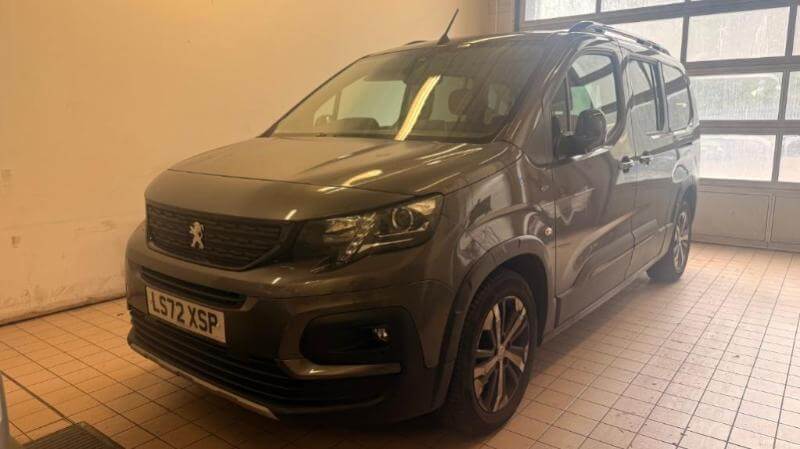 Main listing image - Peugeot Rifter