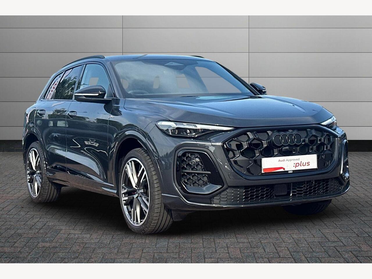 Main listing image - Audi Q5