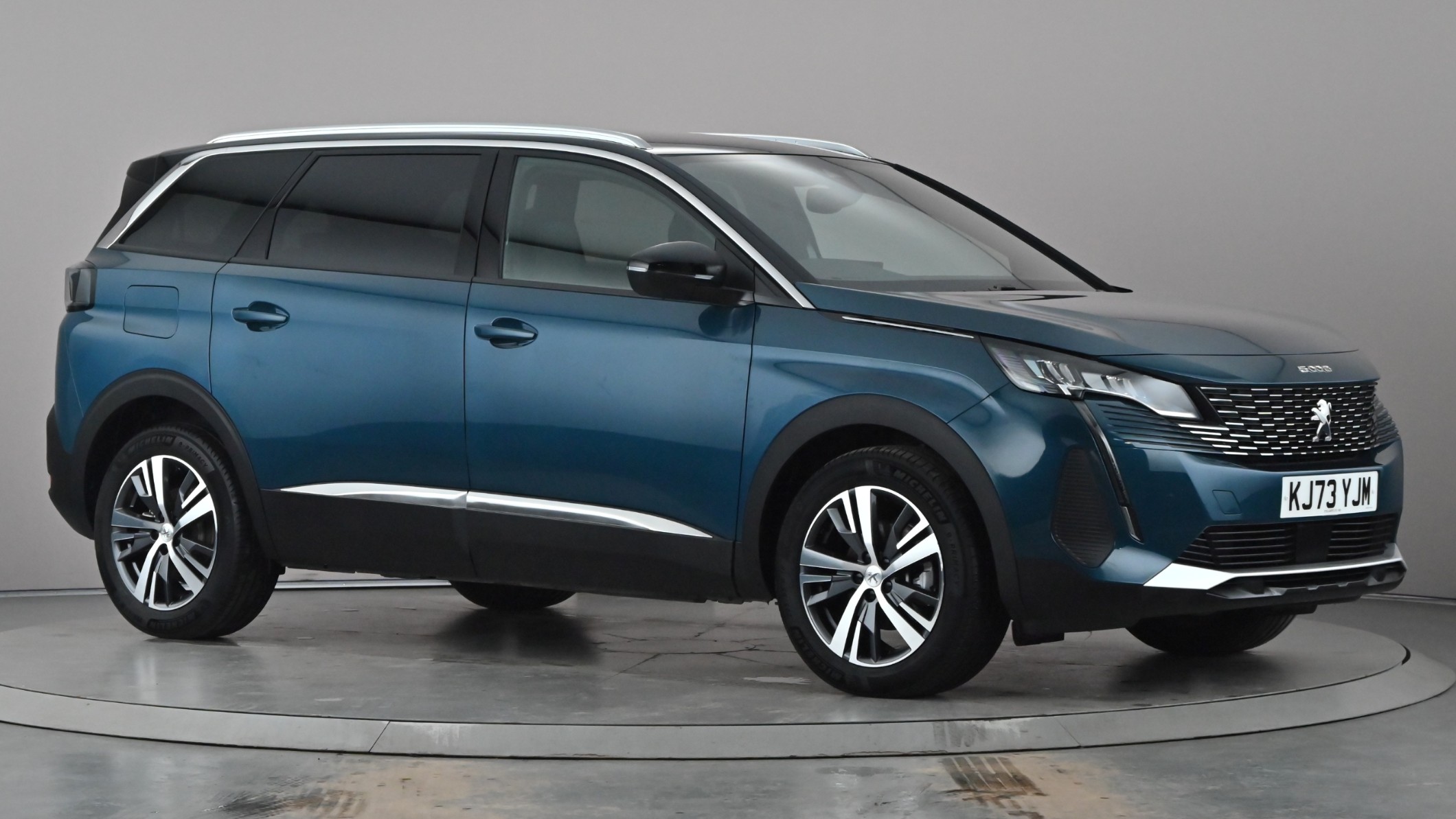 Main listing image - Peugeot 5008