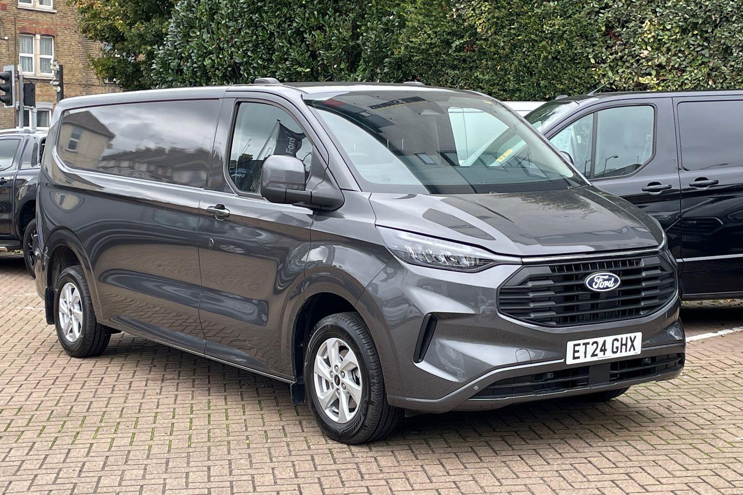 Main listing image - Ford Transit Custom