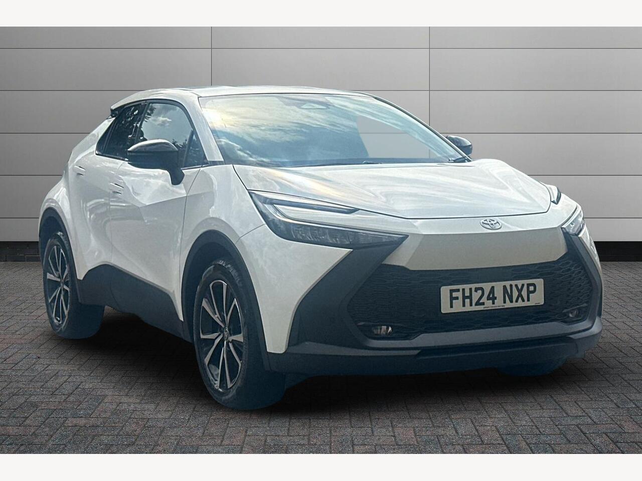 Main listing image - Toyota C-HR