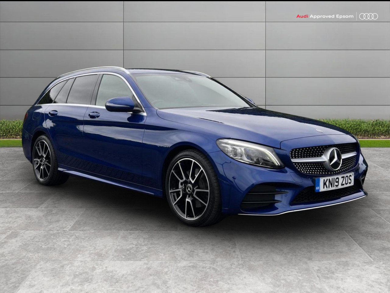 Main listing image - Mercedes-Benz C-Class