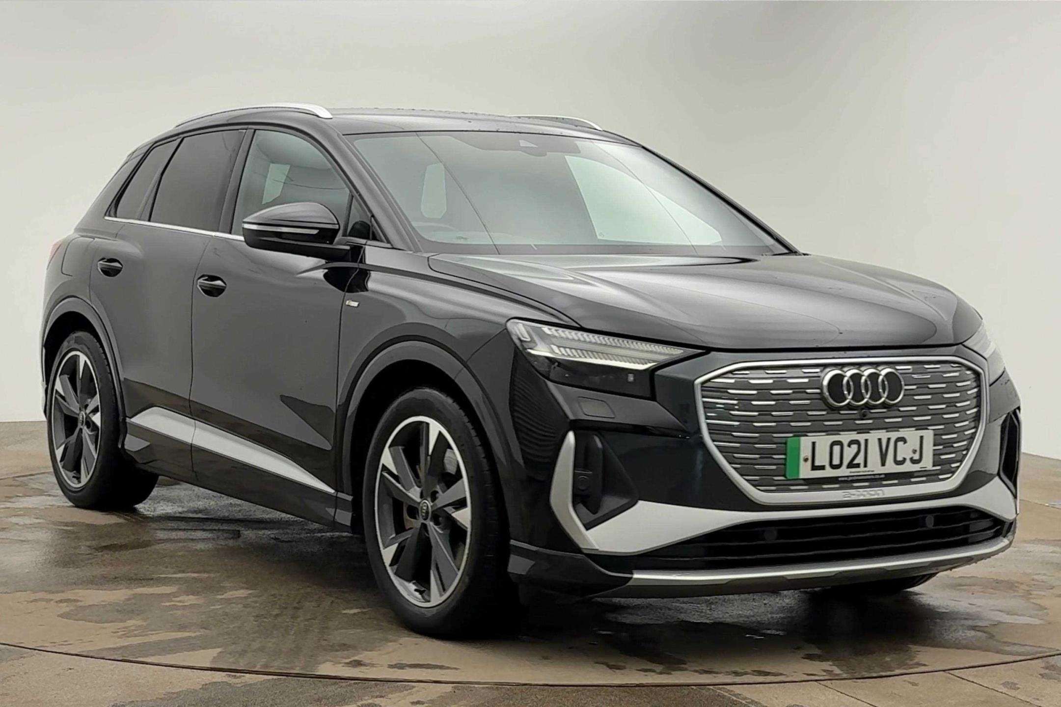 Main listing image - Audi Q4