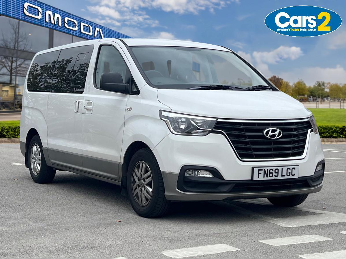 Main listing image - Hyundai i800