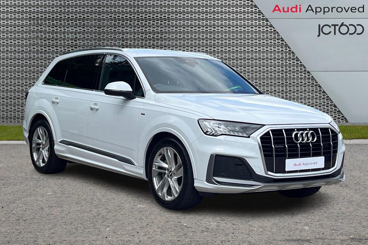 Main listing image - Audi Q7