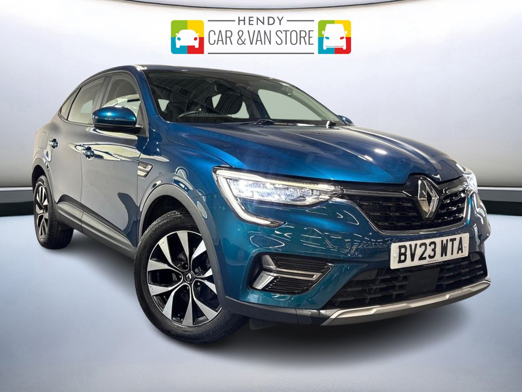 Main listing image - Renault Arkana
