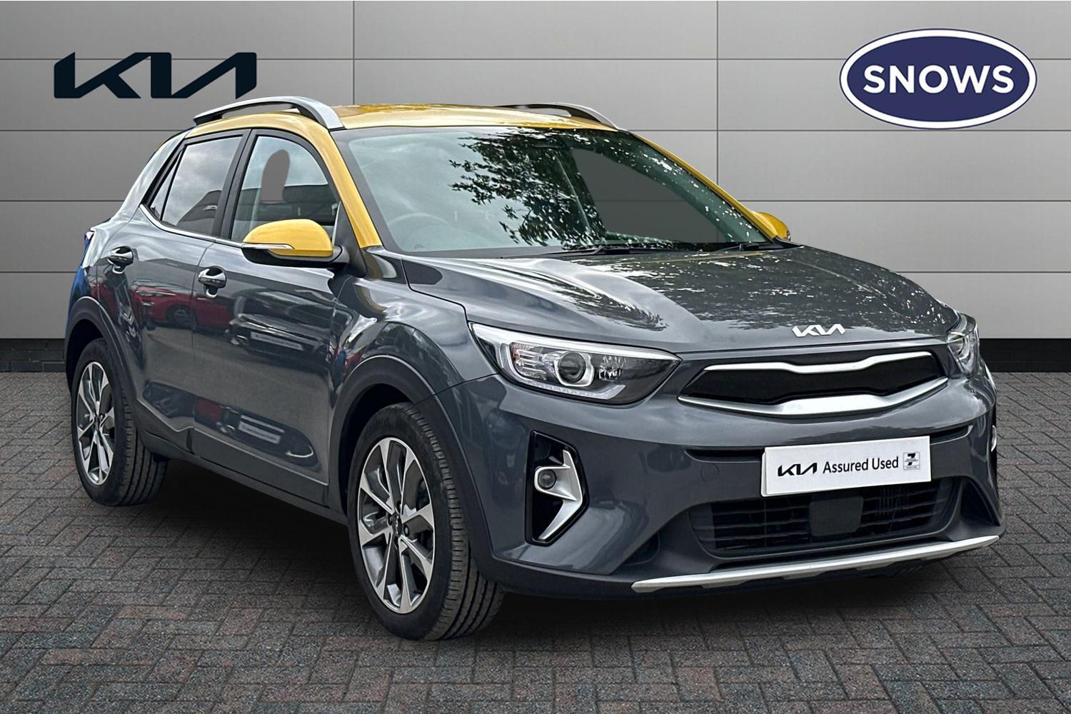 Main listing image - Kia Stonic