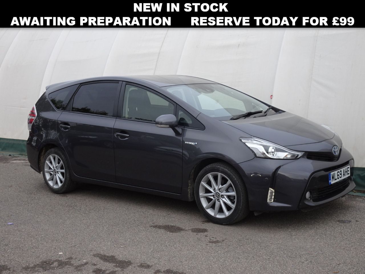 Main listing image - Toyota Prius+